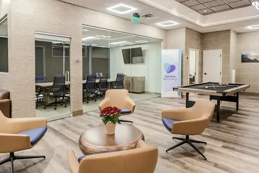 Modern lounge area with seating at Samba Recovery: Drug & Alcohol Reha, a detox center in Atlanta.