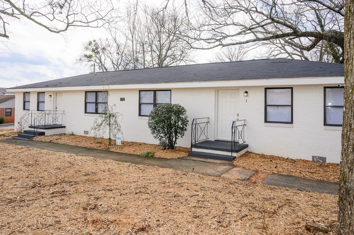 Creekside Recovery Residences - Photo 3