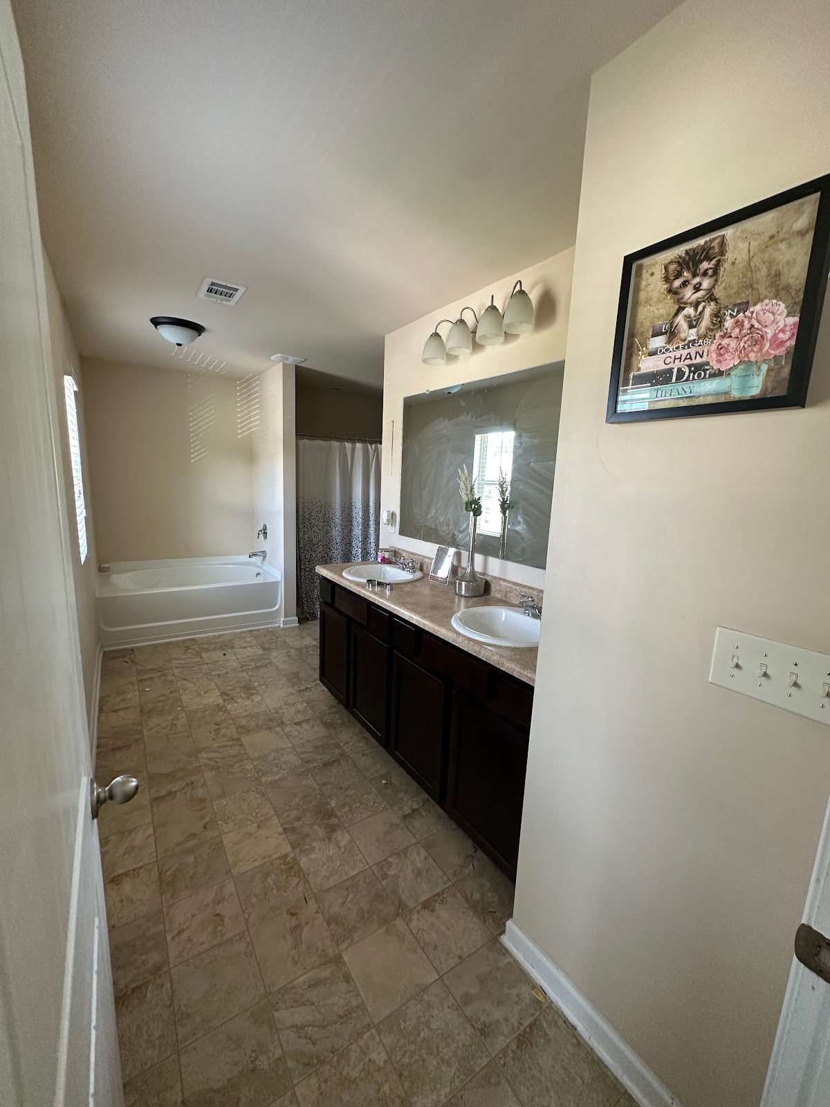Luxury Living Recovery - Photo 2