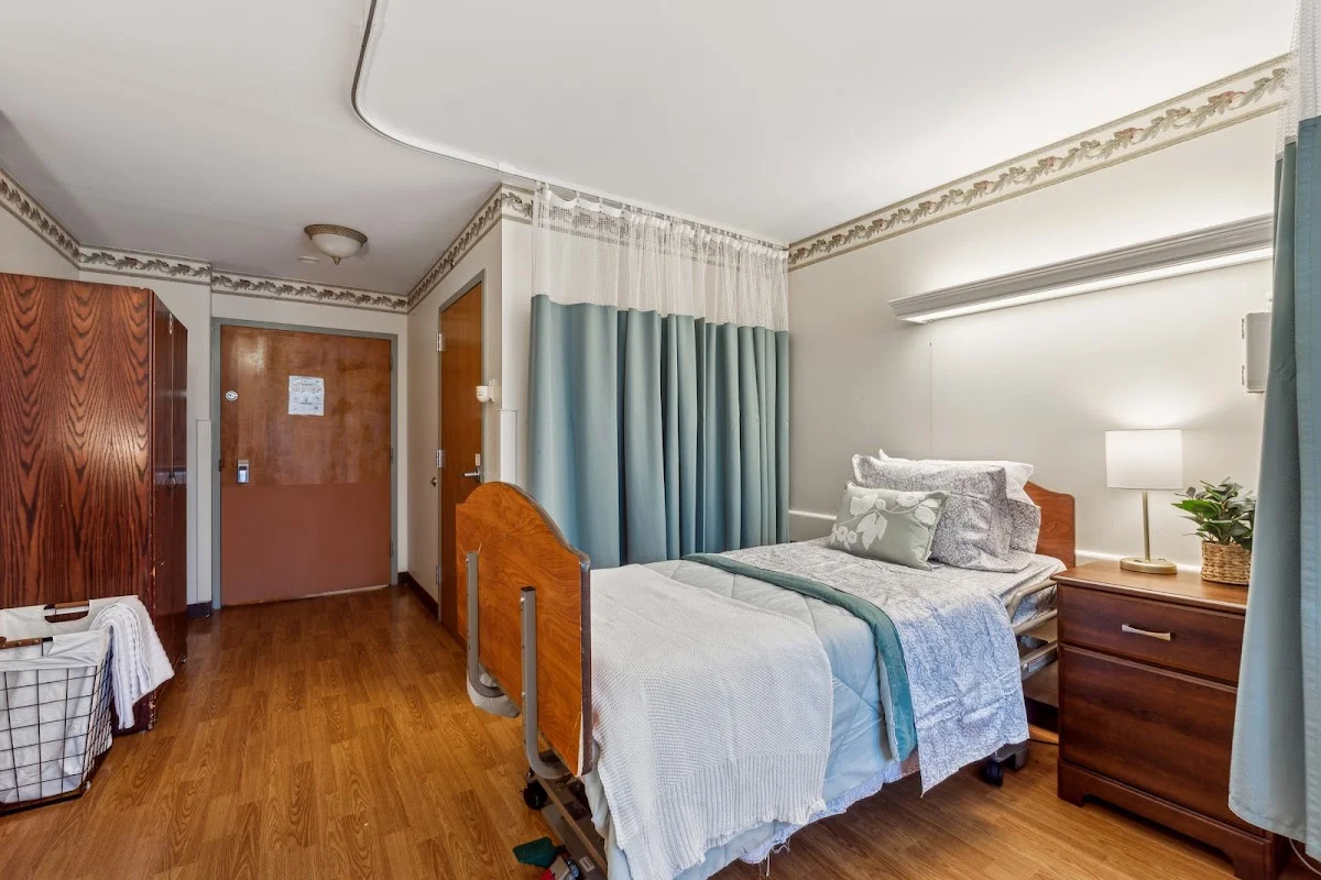 Parkside at Budd Terrace Nursing & Rehab Center - Photo 3