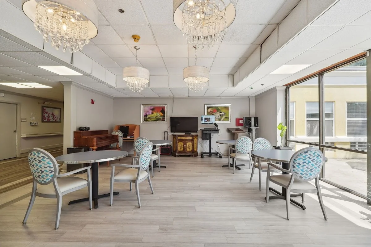 Tucker Nursing & Rehab Center - Photo 3